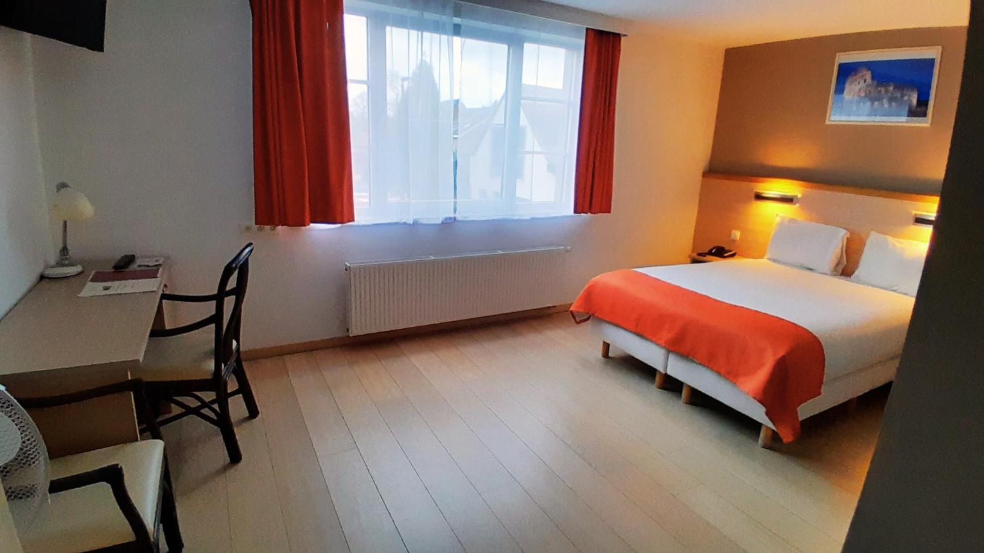 Hotel Taormina Brussels Airport Завентем Экстерьер фото